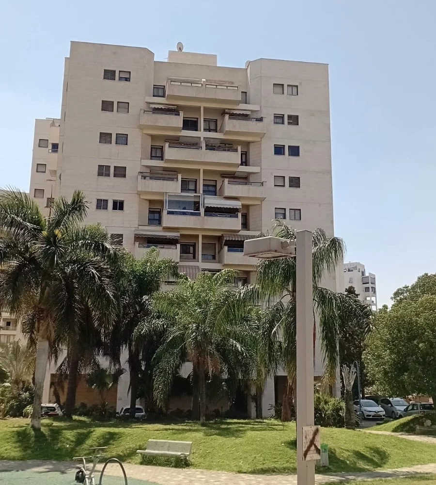 À VENDRE – 4 PIÈCES D’EXCEPTION AU CŒUR DE LA CITY D’ASHDOD