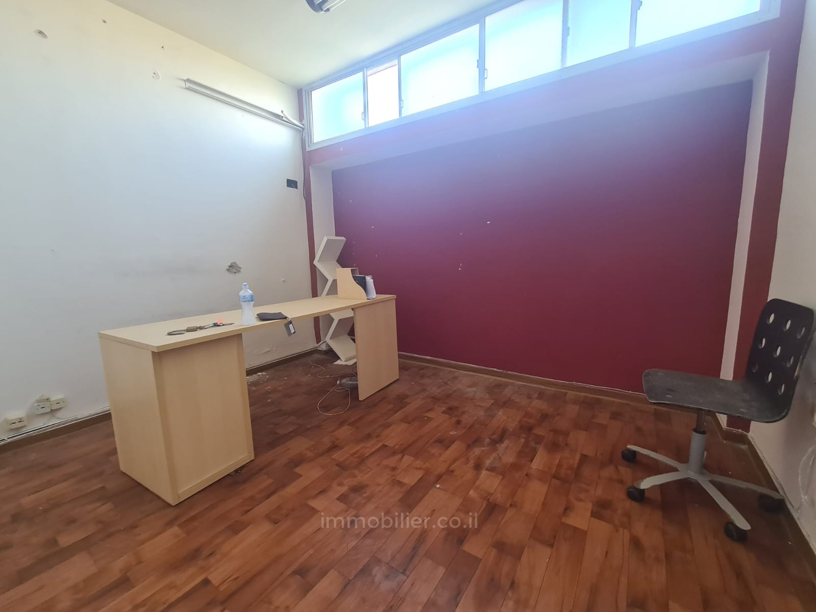Offices 1 Rooms Netanya City center 1-IBL-2843