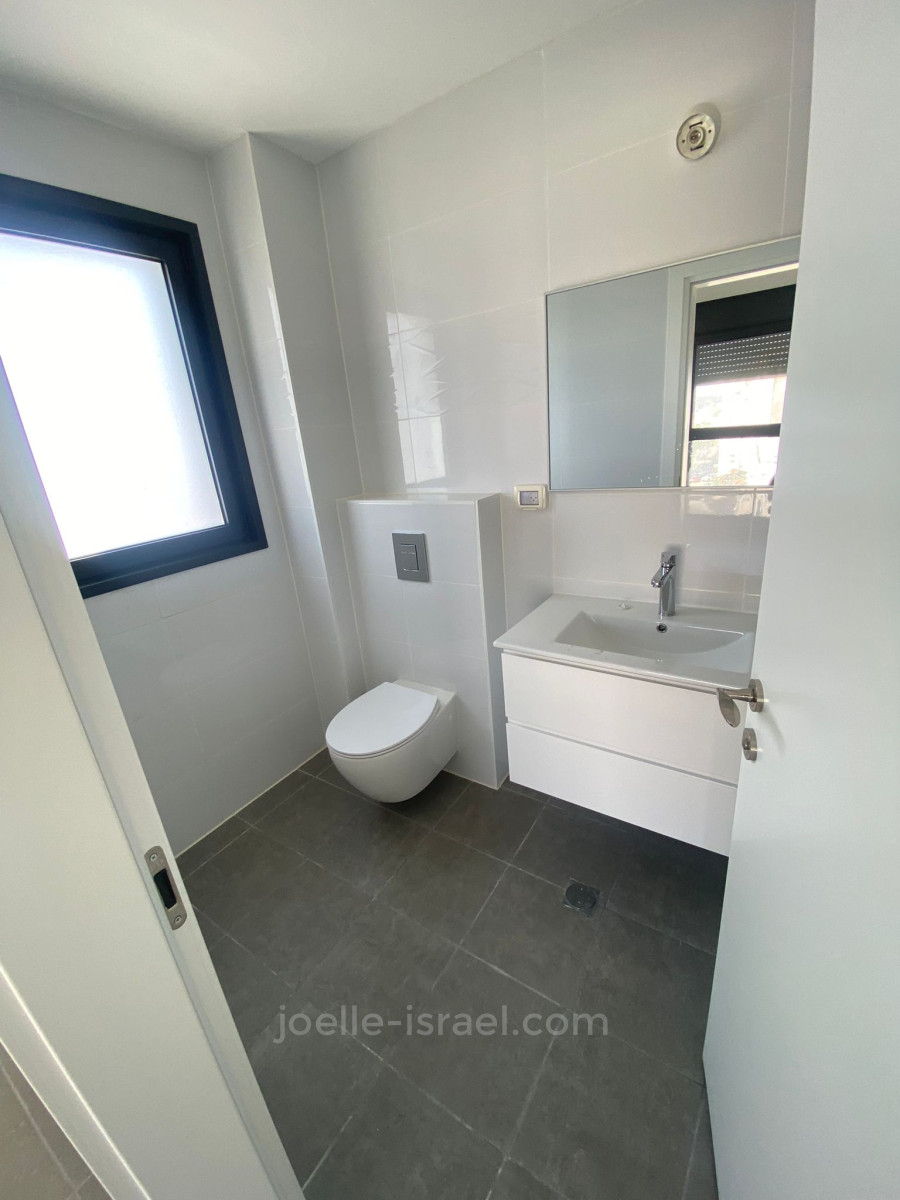 Apartment 4 Rooms Netanya City center 316-IBL-1625