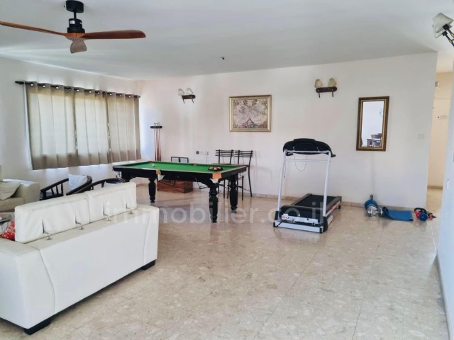 For sale Penthouse Hadera