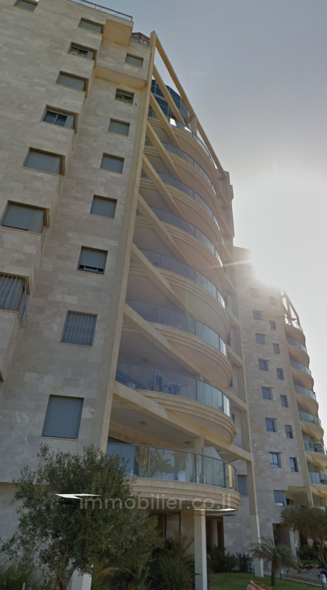 Penthouse 5 Rooms Tel Aviv Ramat Aviv hadacha 601-IBL-4